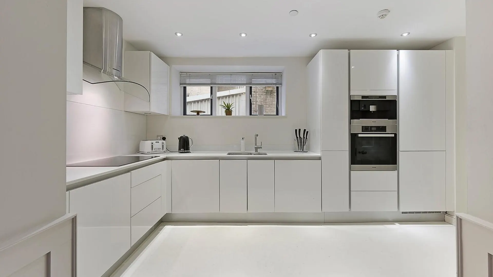 Arcore London Premium Apartments Liverpool Street 0*,